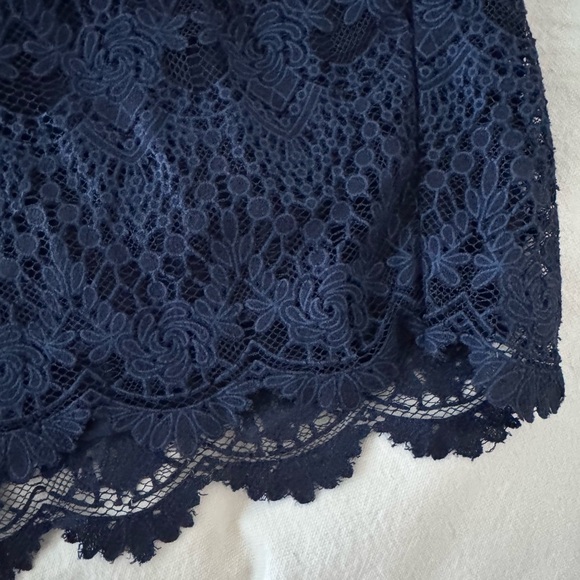 Abercrombie and Fitch Lace short, XS (Bonus black lace H&M shorts) - Picture 3 of 9